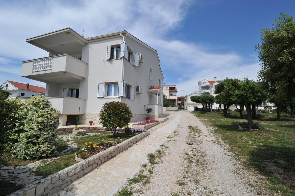 Villa Luna With Seaview Petrčane Kültér fotó