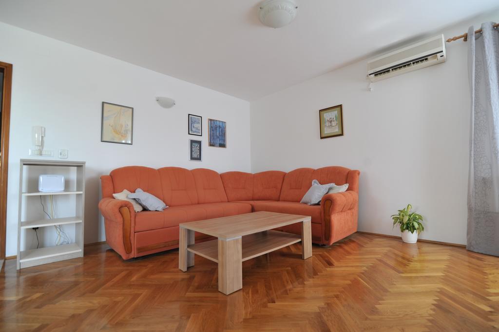 Villa Luna With Seaview Petrčane Kültér fotó